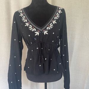 Abercrombie & Fitch Black Embroidered Blouse